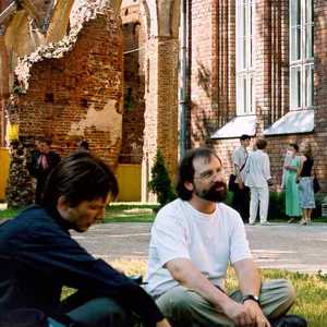 album/01-on-the-lawn-on-Toome-Hill-Maran-Vian-Kull-Bruni